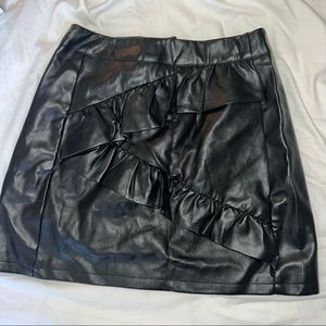 carmar black leather skirt